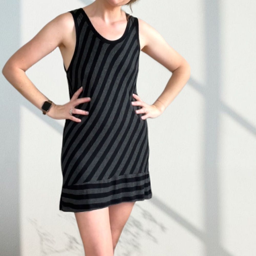 CAbi‎ #3630 Align Tank Tunic Black Charcoal Striped Print Size Medium